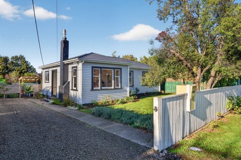 46 Wakefield Street, Featherston