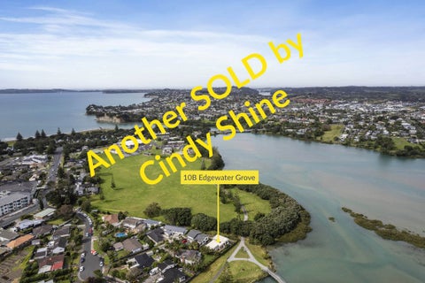 10B Edgewater Grove, Orewa, Orewa