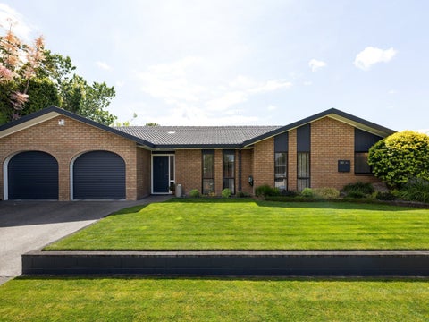 2 Warwick Avenue, St Andrews, Hamilton