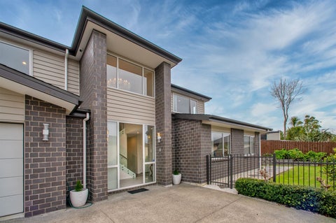11 San Casello Rise, Henderson, Auckland