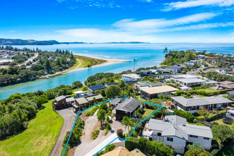 44C Amorino Drive, Red Beach, Red Beach