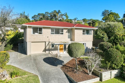 52 Salamanca Road, Sunnynook, Auckland