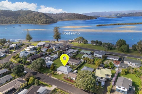 80A Catherine Crescent, Whitianga, Whitianga