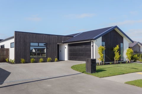 33 Whitehorn Drive, Lincoln, Lincoln