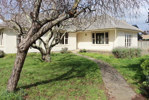 59 Jellicoe Street, Martinborough