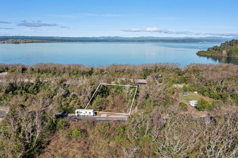 26 Parawera Drive, Acacia Bay, Taupō