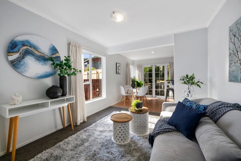 2/27 Tyndall Street, Waiwhetu, Lower Hutt