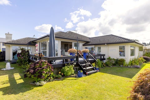 17 Acacia Bay Road, Nukuhau, Taupo