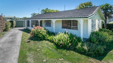 116 Lake Terrace Road, Burwood, Christchurch