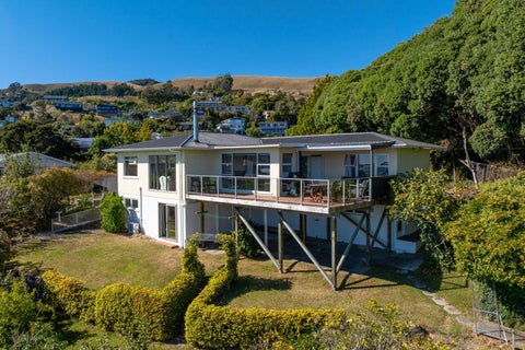 24 Brooklands Road, Atawhai, Nelson