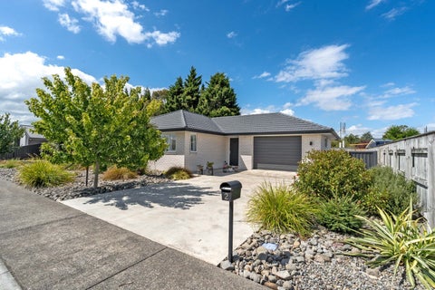 2 Maple Grove, Solway, Masterton