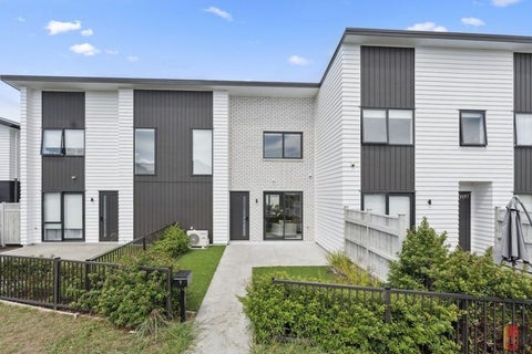 9 Adlam Lane, Takanini, Auckland