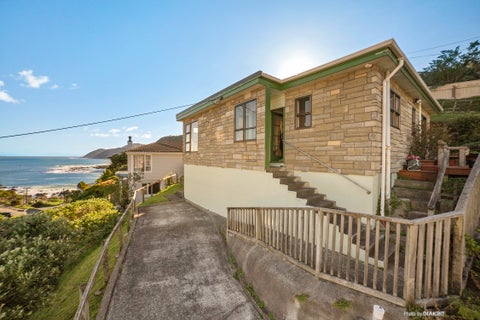 164 Severn Street, Island Bay, Wellington