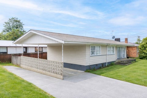 61 Carrington Avenue, Silverdale, Hamilton