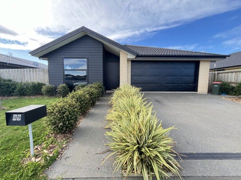 89 Oaks Drive, Lincoln, Lincoln