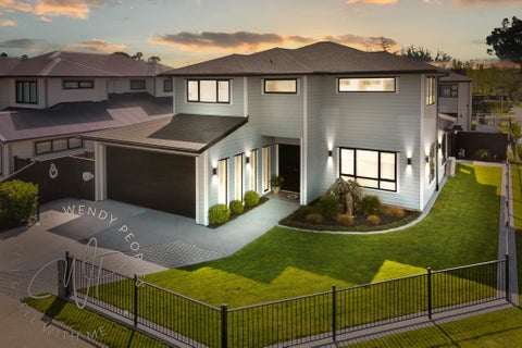 33 Papareia Road, Karaka, Papakura