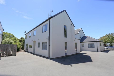 2/24A Bowen Street, Upper Riccarton, Christchurch