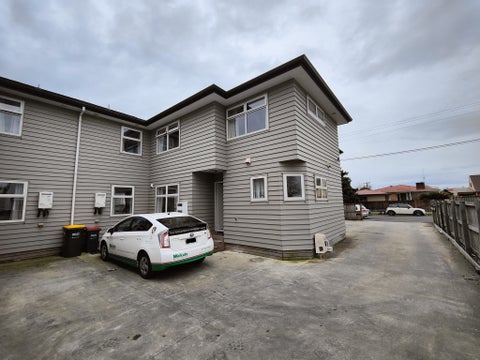 2/39 York Street, Hamilton East, Hamilton