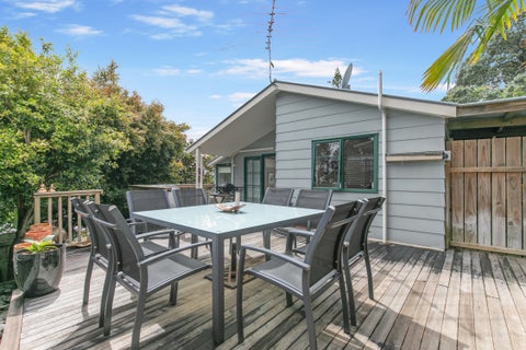 3/16 Woodside Avenue, Northcote, Auckland