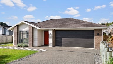 13 John Burke Drive, Aotea, Porirua