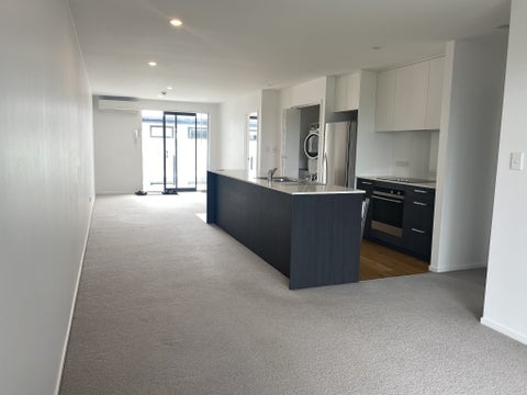 8 Thompson Park Road, Mount Wellington, Auckland