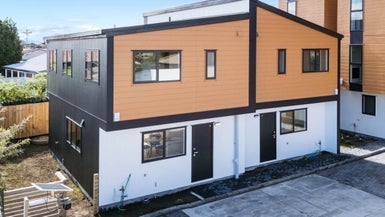1/10 Orchid Place, Te Atatu South, Auckland