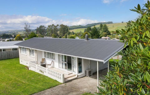 1 Bay Grove, Pukehangi, Rotorua