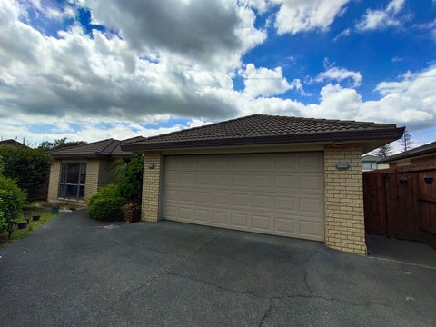 16 Corrofin Drive, East Tamaki, Auckland