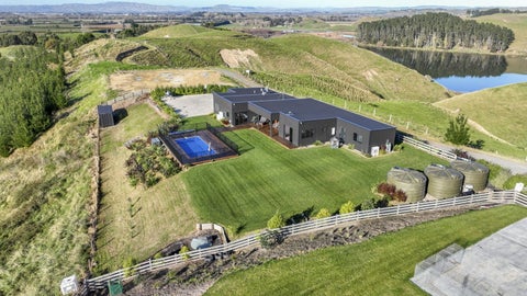 69A Pirau Road, Fernhill, Napier
