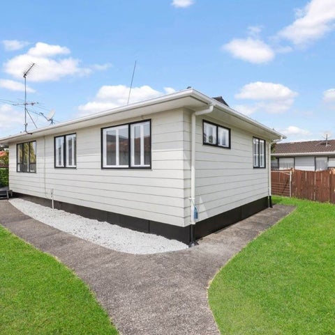 9 Dianne-Louise Drive, Half Moon Bay, Auckland