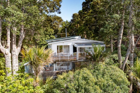 34 Tainui Road, Titirangi, Auckland