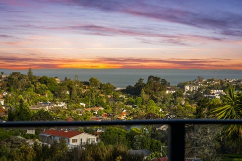 817C East Coast Road, Northcross, Auckland