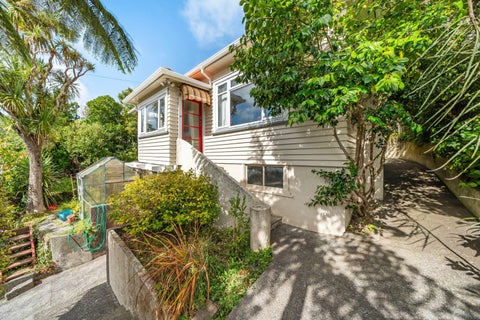 35 Nottingham Street, Karori, Wellington