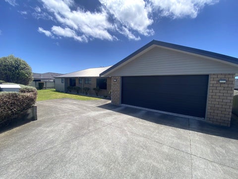 51 Alberta Road, Glen Avon, New Plymouth