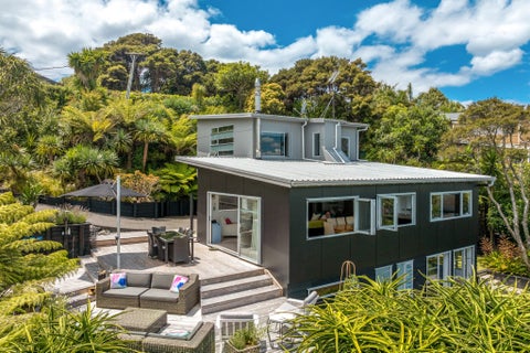3 Giles Road, Ostend, Waiheke Island