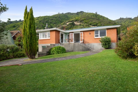 21 Kotare Street, Waikanae