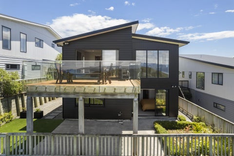32 Epic Way, Newlands, Wellington