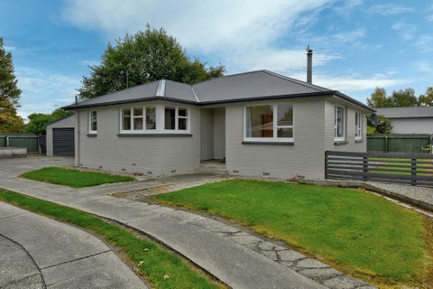 2 Robertson Place, Gore, Gore