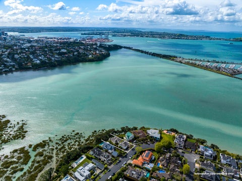 27A Burwood Crescent, Remuera, Auckland