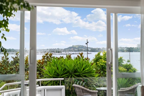 2/91 Princes Street, Northcote Point, Auckland
