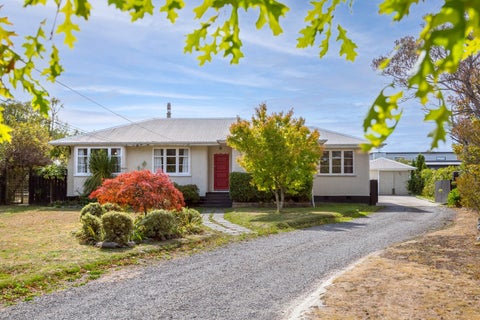 24 Lansdowne Crescent, Lansdowne, Masterton