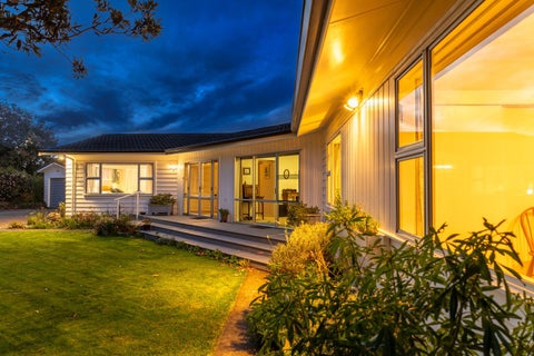 163 Te Moana Road, Waikanae
