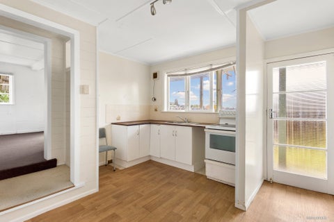 631 Glenfield Road, Totara Vale, Auckland