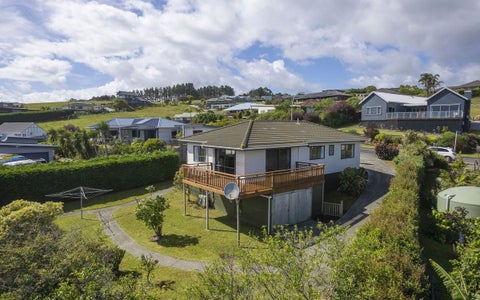 11 Torsby Road, Coopers Beach, Coopers Beach