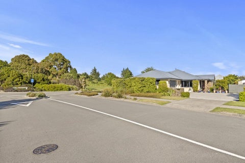 21 Forest Park Drive, Witherlea, Blenheim