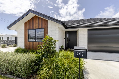 247 Huatoki Street, Upper Vogeltown, New Plymouth