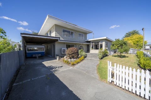 14 Pompolona Street, Te Anau, Te Anau