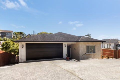 12A Glenveagh Drive, Mount Roskill, Auckland