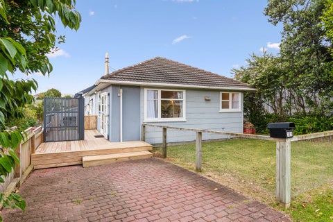 105 Seaview Road, Paraparaumu Beach, Paraparaumu