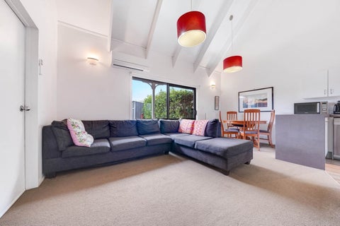 3/58 Manuroa Road, Takanini, Auckland